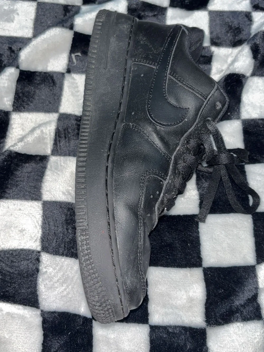 Nike Black Leather Low-Top Sneakers